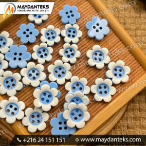 boutons-fleur-bicolores-bleu-blanc-4-trous-couture-enfant-mercerie-creative-tricot-accessoires-textiles