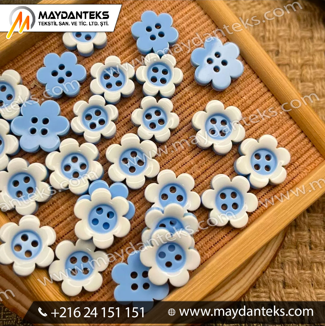 boutons-fleur-bicolores-bleu-blanc-4-trous-couture-enfant-mercerie-creative-tricot-accessoires-textiles